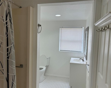 39029 1/2 Kirkland Drive - Photo Thumbnail 10