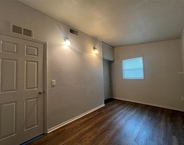 13711 Nw 158th Place - Photo Thumbnail 4