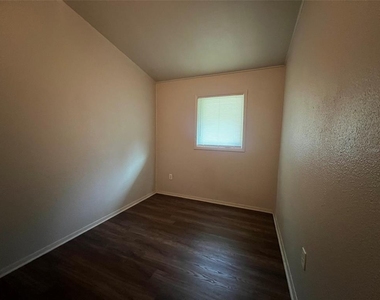 13711 Nw 158th Place - Photo Thumbnail 11