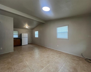 13711 Nw 158th Place - Photo Thumbnail 3