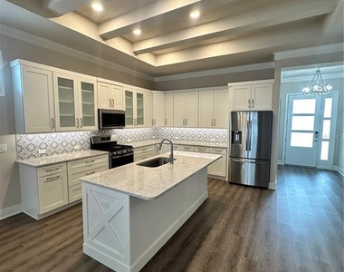 12316 Sw 5th Avenue - Photo Thumbnail 7