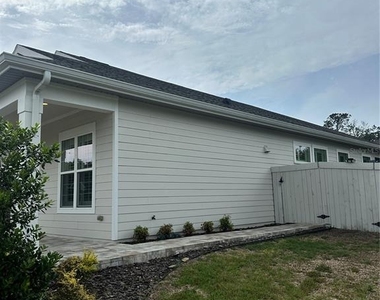 12316 Sw 5th Avenue - Photo Thumbnail 1
