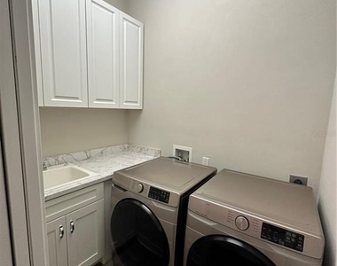 12316 Sw 5th Avenue - Photo Thumbnail 26