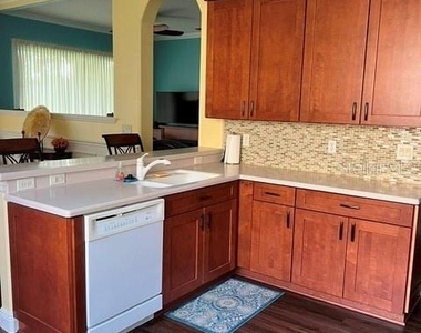 3000 Pinnacle Court - Photo Thumbnail 4