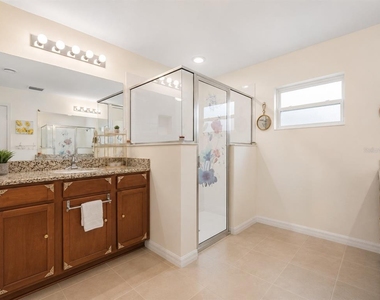 18 Bishop Lane - Photo Thumbnail 17