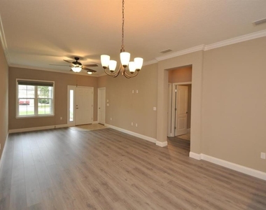 11 Ullynn Place - Photo Thumbnail 3