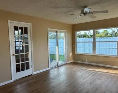 25 Andover Drive - Photo Thumbnail 5