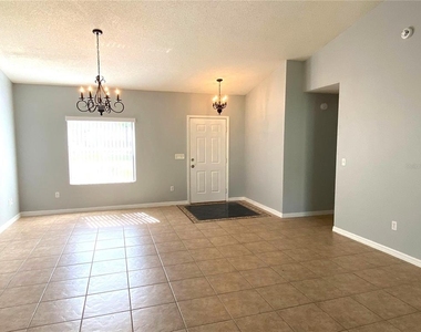 100 Wood Haven Drive - Photo Thumbnail 3