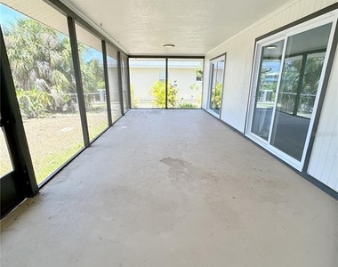 1081 Humboldt Street - Photo Thumbnail 19