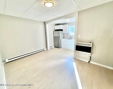 500 4th Avenue - Photo Thumbnail 1