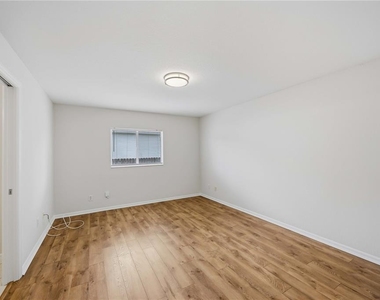 2260 Mistleto Lane - Photo Thumbnail 27
