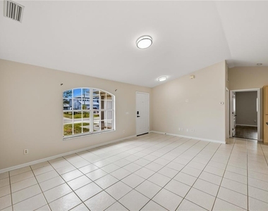 2260 Mistleto Lane - Photo Thumbnail 5