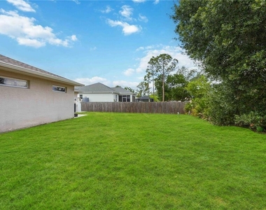 2260 Mistleto Lane - Photo Thumbnail 3