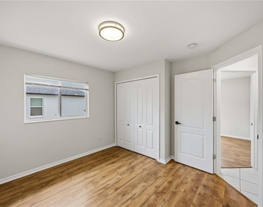 2260 Mistleto Lane - Photo Thumbnail 25
