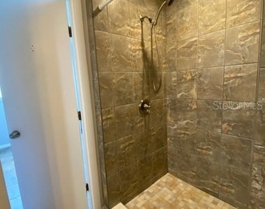 512 Barcelona Avenue - Photo Thumbnail 5