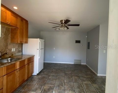 512 Barcelona Avenue - Photo Thumbnail 2
