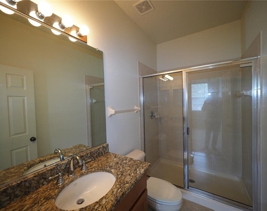 3617 Parkridge Circle - Photo Thumbnail 12
