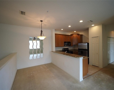 3617 Parkridge Circle - Photo Thumbnail 2