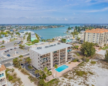 13650 Gulf Boulevard - Photo Thumbnail 40