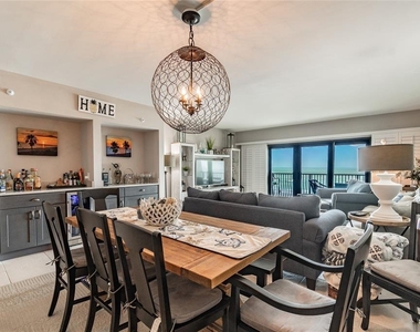 13650 Gulf Boulevard - Photo Thumbnail 7