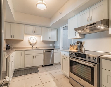 13650 Gulf Boulevard - Photo Thumbnail 11