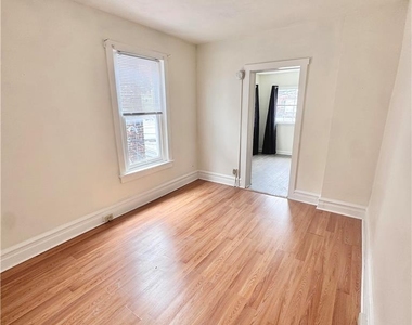 522 N 18th Street - Photo Thumbnail 10