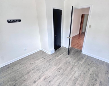 522 N 18th Street - Photo Thumbnail 14