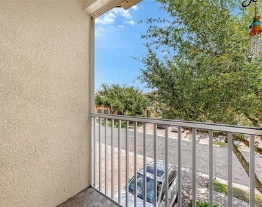 7843 Moonstone Drive - Photo Thumbnail 17