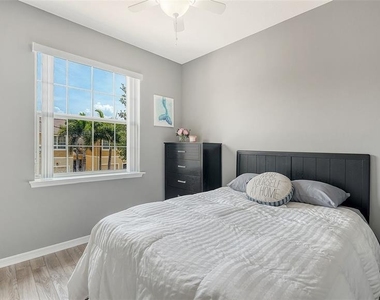 7843 Moonstone Drive - Photo Thumbnail 22