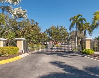 7843 Moonstone Drive - Photo Thumbnail 33