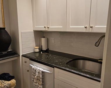 172 East 91st Street - Photo Thumbnail 4