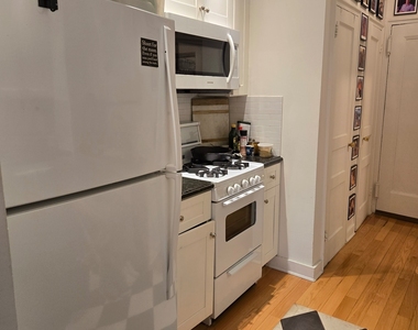 172 East 91st Street - Photo Thumbnail 3