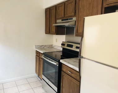 7136 Orizaba Avenue - Photo Thumbnail 18