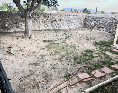 7136 Orizaba Avenue - Photo Thumbnail 28