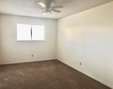 7136 Orizaba Avenue - Photo Thumbnail 2
