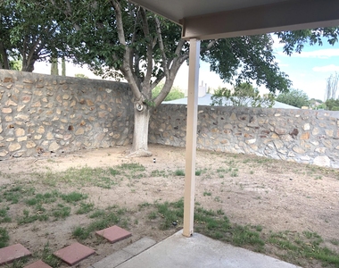 7136 Orizaba Avenue - Photo Thumbnail 26