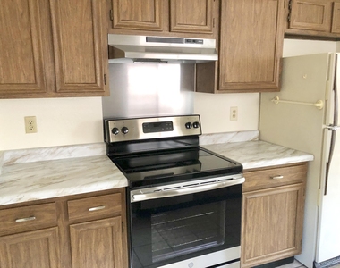 7136 Orizaba Avenue - Photo Thumbnail 19