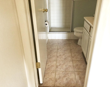 7136 Orizaba Avenue - Photo Thumbnail 9