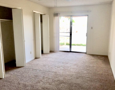 7136 Orizaba Avenue - Photo Thumbnail 8