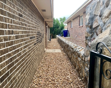 7136 Orizaba Avenue - Photo Thumbnail 31