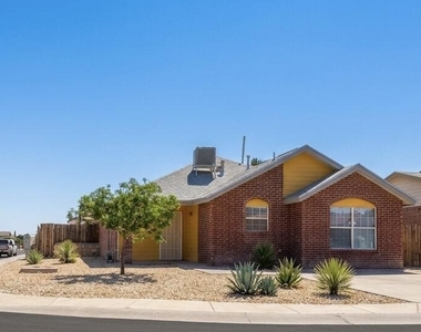 10281 Valle Del Mar Drive - Photo Thumbnail 11