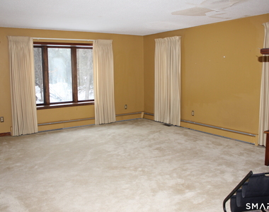 522 Springfield Road - Photo Thumbnail 6