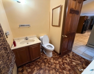 522 Springfield Road - Photo Thumbnail 9