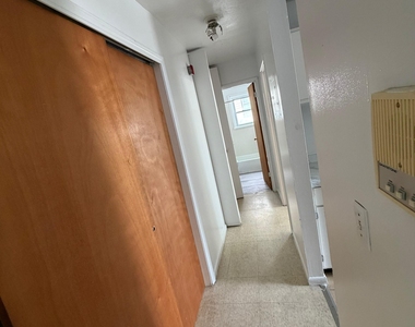 2240 Main Street - Photo Thumbnail 6