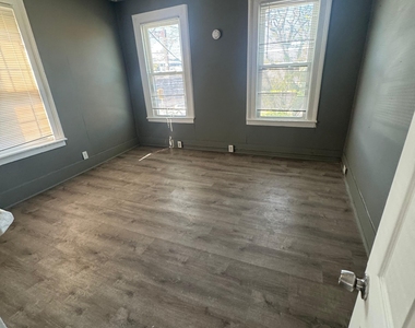 465 Lafayette Street - Photo Thumbnail 5