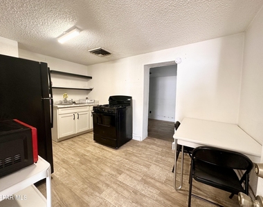 504 Cincinnati Avenue - Photo Thumbnail 4