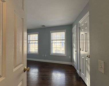 791 Main Street - Photo Thumbnail 7