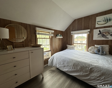 37 Seaside Lane - Photo Thumbnail 17