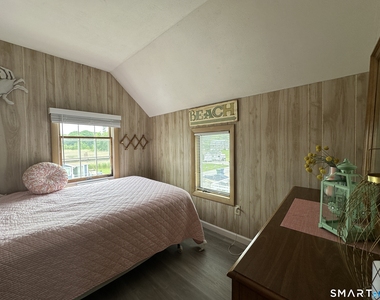 37 Seaside Lane - Photo Thumbnail 18