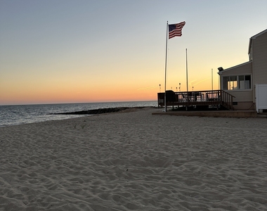 37 Seaside Lane - Photo Thumbnail 27